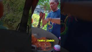 Download lagu Kenapa Nasi Goreng Pinggir Jalan Enak Banget? mp3