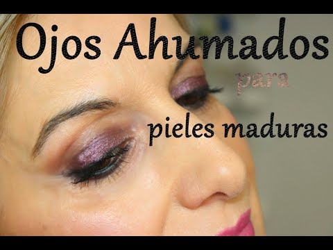Maquillaje ahumado para pieles maduras