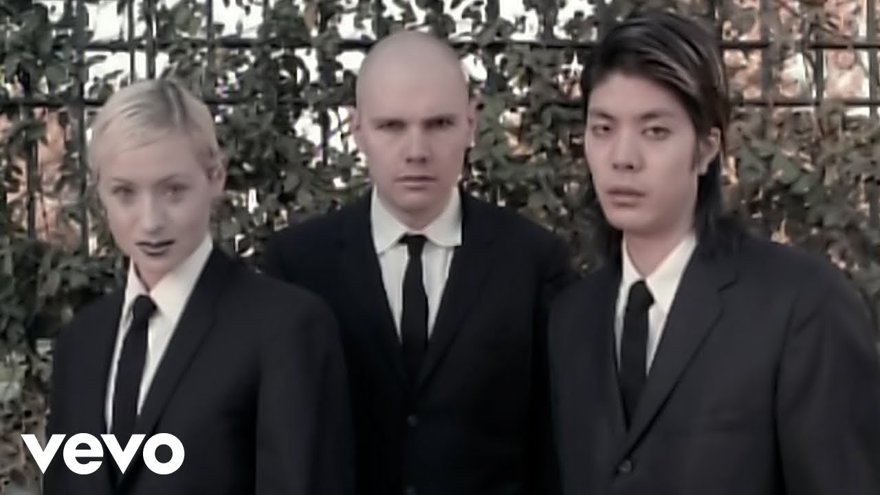 The Smashing Pumpkins - Thirty-Three (Official Music Video) - YouTube