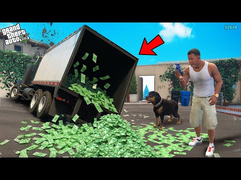 Franklin Found Billion Dollars Outside His House In GTA 5!
