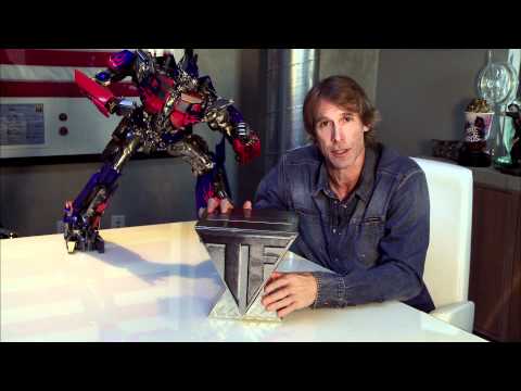 Michael Bay Showcases Transformers Blu-ray Limited Edition