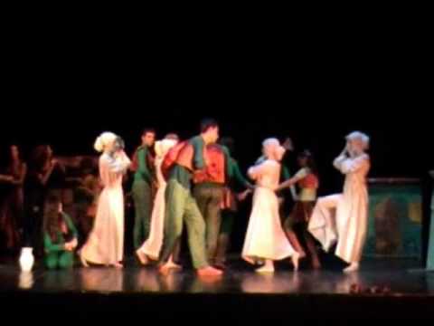 Ansamblul  COCONITE  - PRINTRE EI! - tabloul 1