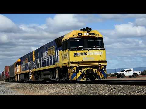 Freight Train (7MP5)