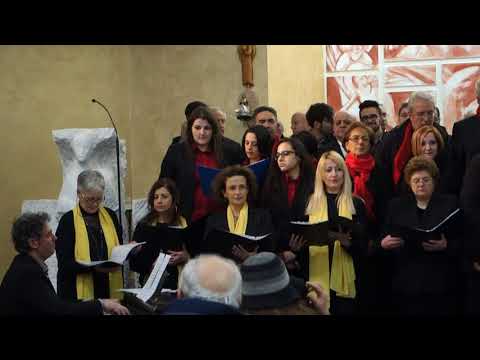 Montagano 2017 - ADESTE FIDELES - Brano Natalizio eseguito a Cori riuniti a Termoli