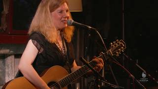 Dar Williams - Iowa (live)