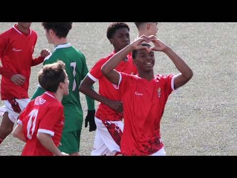Golo fora da área com 1 Remate potente 