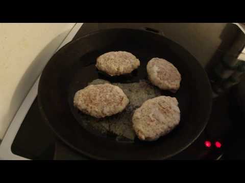 MongoTV_4615 - Mongo Madskole - FRIKADELLER Med Ris og Brun Sovs