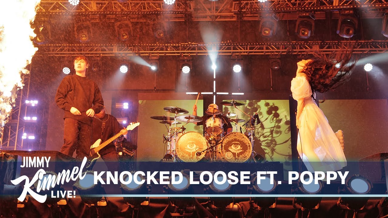 Knocked Loose ft. Poppy – Suffocate - YouTube