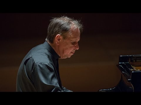 Mikhail Pletnev plays Chopin - Nocturne in C-sharp minor op. posth. (Luxembourg, 2015)