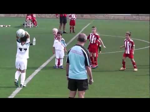 Kenzie - Iniciacion : Atletico Chenet 4 - 0 Ibarra B : April 2012