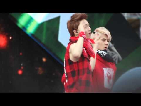 [ FanCam ] 130701 MAMA by EXO @ HK Dome Festival  (chanyeol focus) part 1