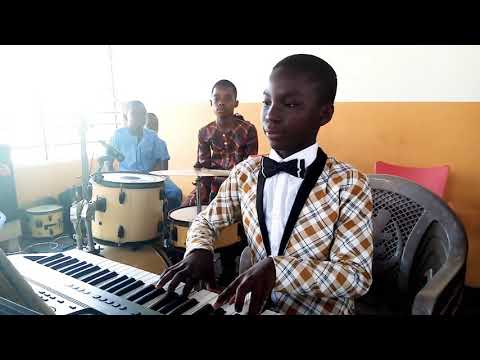 MHB 668                                   ANGEL voices, ever singing