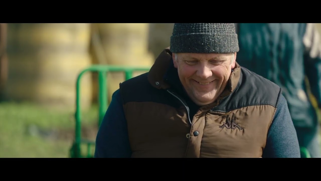 Miniature de la vidéo Bande-annonce du long métrage "Une place pour Pierrot" du film Une place pour Pierrot