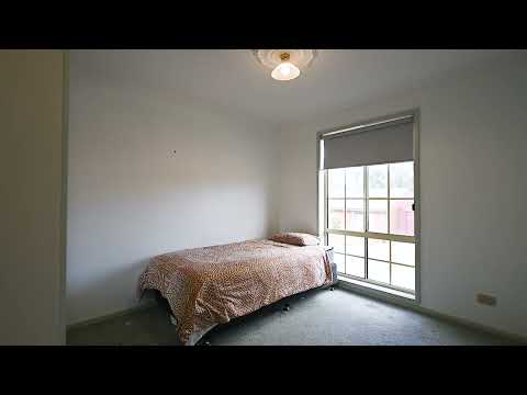 10/18 Lowe Street, Kangaroo Flat, VIC 3555, 3 chambres, 2 salles de bain, Townhouse