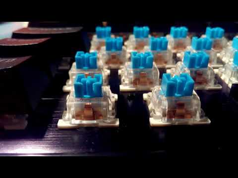 Outemo Blue Switches [Square] - Putting O-Rings on