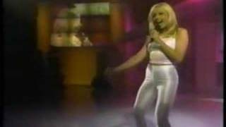 MARTA SANCHEZ   ENAMORADA SIN QUERER