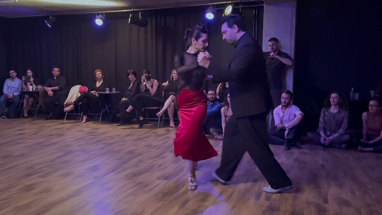 Magda Voukelatou & Christos Glossis - Carillon De La Merced @ Milonga Sin Palabras (1/4)