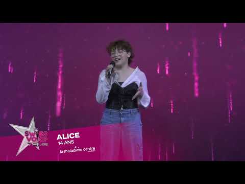 Alice 14 ans - Swiss Voice Tour 2022, La Maladière centre, Neuchâtel