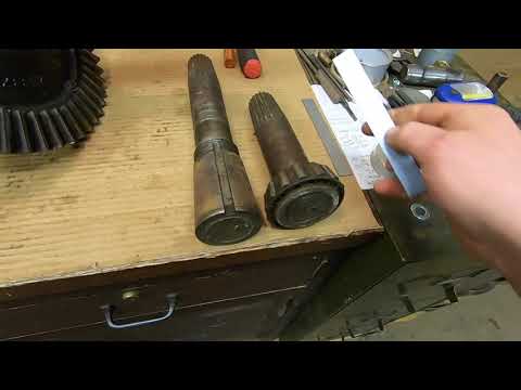 #5J1113 Video Short - How Much Does A Press Fit Taper Hold & Bevel Gear Lock Better Explained