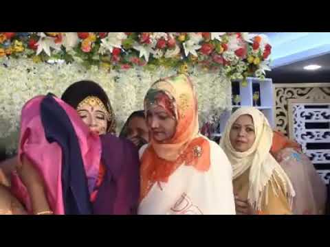 The girl of the trouble one the wedding day at that moment.