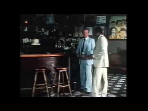 Ben Vereen & Rijk de Gooyer bezoeken Charlie's Bar in 'Sabine'(1982)