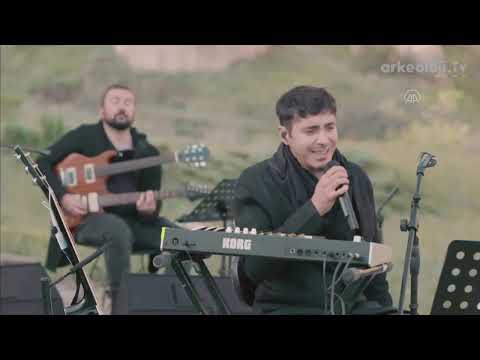 Evde bayram konserleri: Ferman Akgül ve Ethnic Band Kapadokya'da