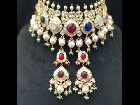 18kt Navratan Chokar Set with Real Poli Diamond
