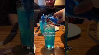 Download lagu This drink looks cool 🤩 mp3