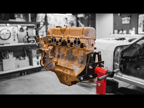Junkyard Datsun 240z - Part 5 - Tearing down the Engine