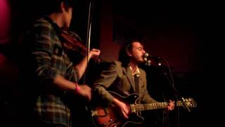 Margot &amp; the Nuclear So &amp; So&#39;s  &quot;Birds&quot; &amp; &quot;Skeleton Key&quot;