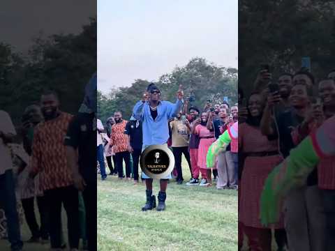 Stonebwoy joined the Ghana National Amputee Team on training ground #talkativesavenue