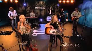 Court Yard Hounds - Aprils Love[LIve]