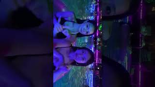 左の子かわいいしでかい！！ #tiktok #dance #かわいい #ギャル #ライブ配信 #cheerleader #バズれ #美女 #いいね #バズりたい