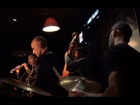 Ralph Alessi´s This Against That / Featuring Ravi Coltrane at Jimmy Glass Jazz Bar