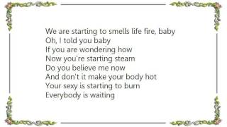 Cee Lo Green - Smells Like Fire Lyrics