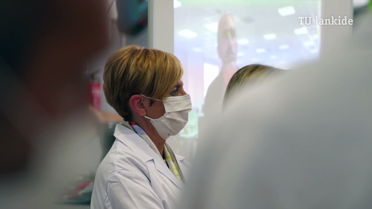 Representantes institucionales aplauden la labor del Centro Tecnológico Leartiker