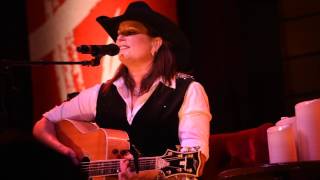 Terri Clark &quot;Smile&quot; Live in Nashville, 12/6/16
