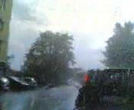 pioggia intensa con sole