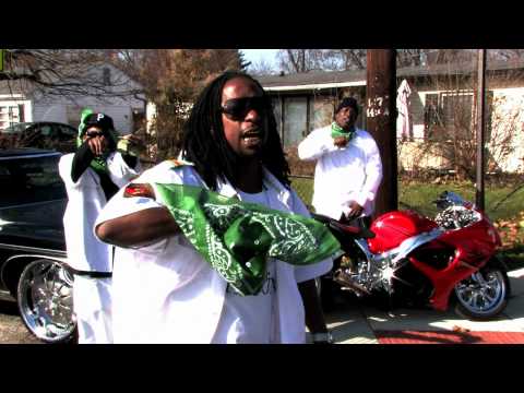 LIL NUT HOW IM ROCKIN