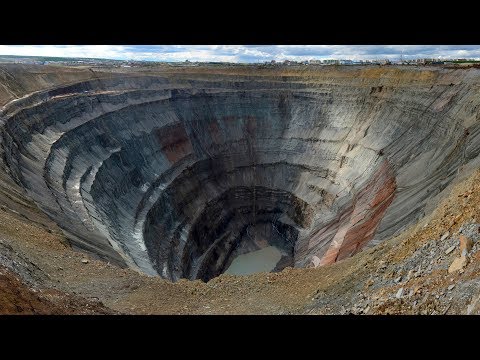ज़मीन के कितनी गहराई तक हम खोद सकते हैं The Deepest Hole We Can Dig On Earth Video