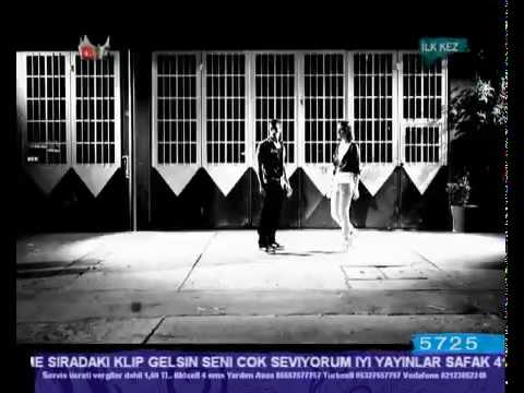 Hüseyin Karadayi feat. Ferhat Göcer -Böyle Ayrilik Olmaz