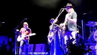 Neil Young and Promise of the Real - Big Box