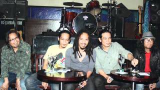 Download lagu orang sepertiku..eXs shadat 6 mp3