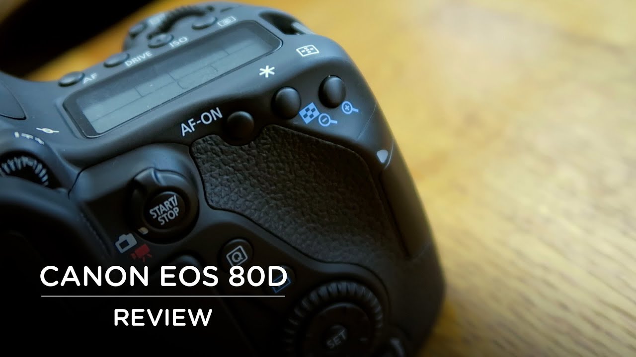 Зеркальный фотоаппарат Canon EOS 80D Kit 18-135 IS USM (