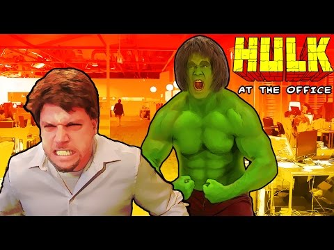 download lagu mp3 mp4 Lloyd You Hulk, download lagu Lloyd You Hulk gratis, unduh video klip Lloyd You Hulk