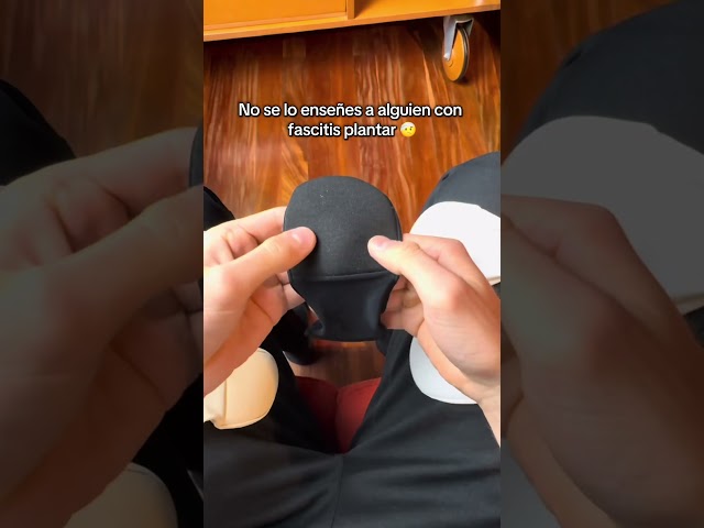Vídeo relacionado con 3 Pares Calcetines Hidratantes, Calcetines de Gel para el Talón Calcetines Abiertos para Aliviar el Dolor del Talón Cómodos y Suaves con Ventilación para el Cuidado de la Piel Seca y Agrietada