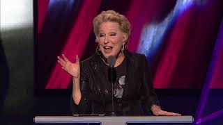 Bette Midler Inducts Laura Nyro into the Rock &amp; Roll Hall of Fame | 2012 Induction
