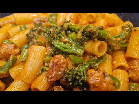 Pasta Broccoli e Salsiccia - La ricetta ideale per un pranzo in famiglia