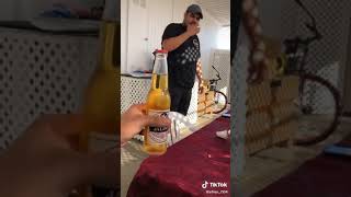 How a real Mexican opens beer