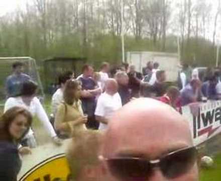 Bornem - Racing Mechelen 0-2 op 23 april 2006